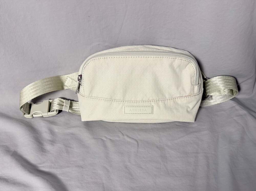 Athleta Excursion Belt Bag Ripstop Fanny Pack Off-White